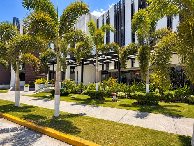 Panamá Viejo Residences | 59 m² amoblado | 2 recámaras | 2 baños | balcón | 1 parking | $1,100