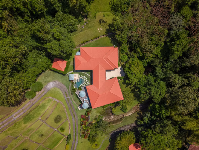 Finca de Lujo en la Cima de la Colina en Venta en El Valle de Antón