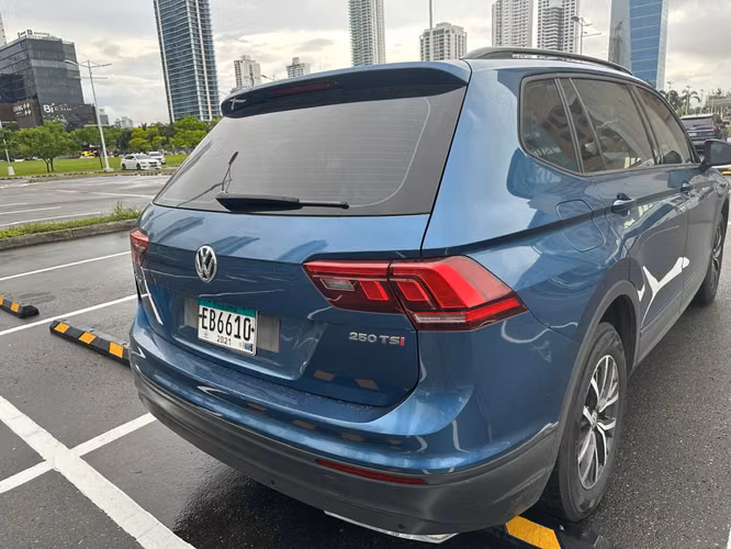 Vendo VW Tiguan Trendline 2020 – 7 plazas- Bajo Kilometraje