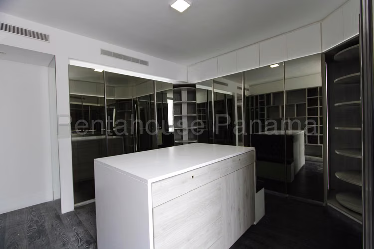 Penthouse Venta en PH Yoo – Ave Balboa 943.82 m² | 5 Recámaras | Piscina Privada | Ascensor Interno - Imagen 10