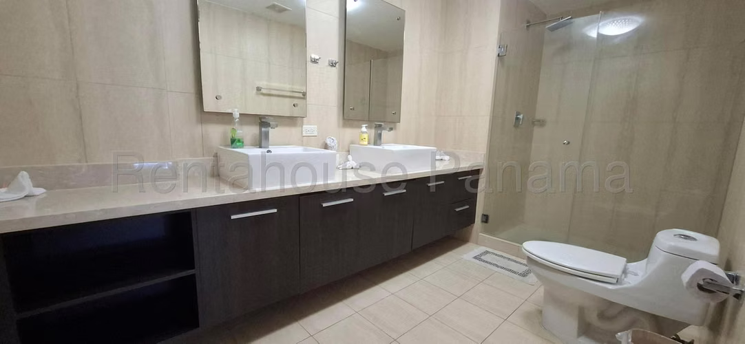 VENTA APARTAMENTO AMOBLADO WATERWAYS PLAYA BLANCA