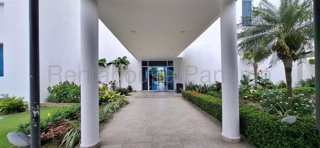 VENTA APARTAMENTO AMOBLADO WATERWAYS PLAYA BLANCA