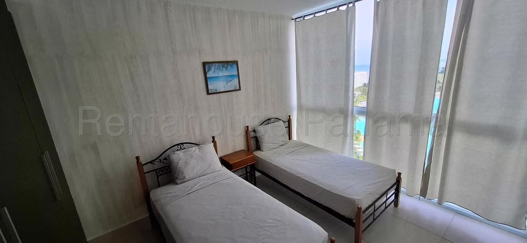 VENTA APARTAMENTO AMOBLADO WATERWAYS PLAYA BLANCA