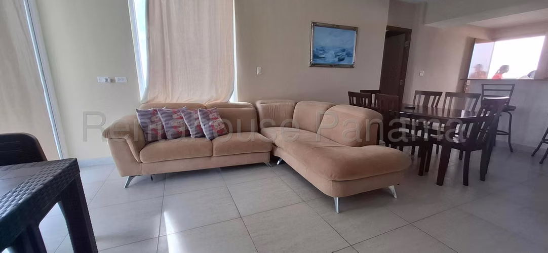 VENTA APARTAMENTO AMOBLADO WATERWAYS PLAYA BLANCA