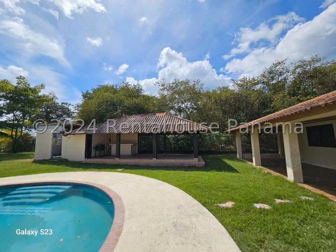 Se Vende Casa en Coronado YDU