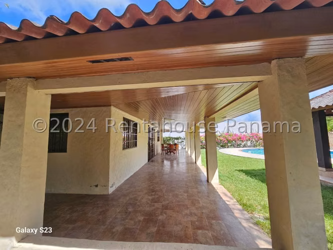 Se Vende Casa en Coronado YDU