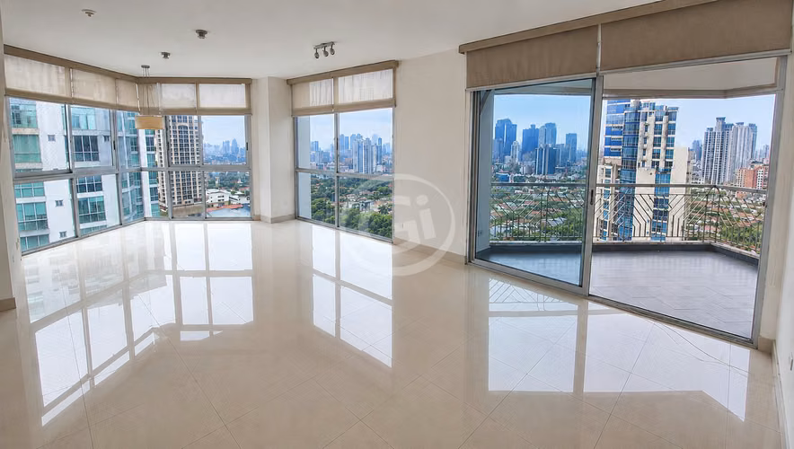 Venta Apartamento Keops Tower Remate Bancario 1,770 $/m2