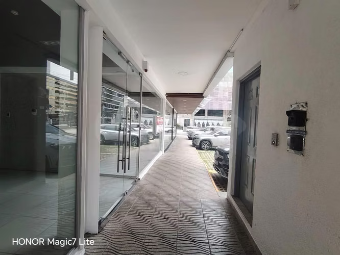 Alquiler de local en planta baja, PH 23 - Obarrio
