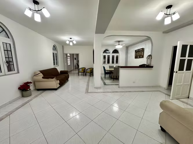 Se vende casa en Altos de Panama