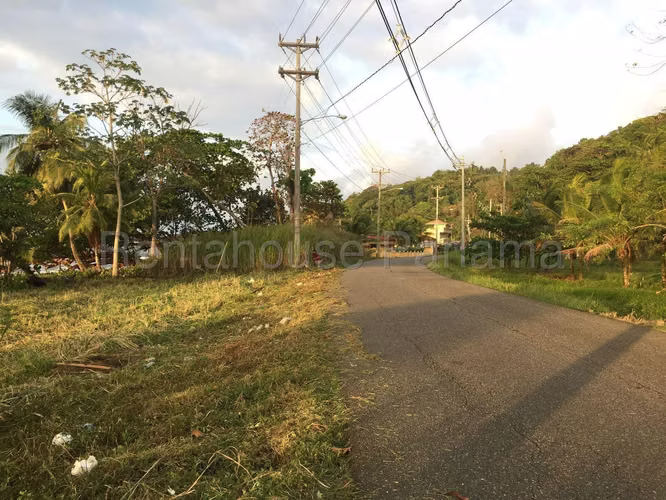 Venta de Terreno en María Chiquita YM
