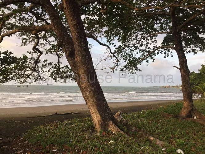 Venta de Terreno en María Chiquita YM