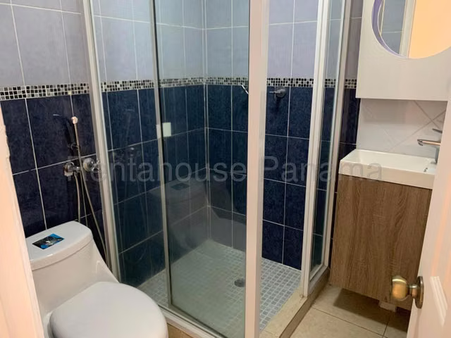 Casa en Venta en Condado del Rey YM