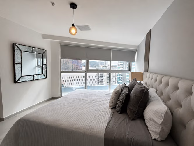 Yacht Club Tower | Apto 11B | Av. Balboa | Luxury Apartment