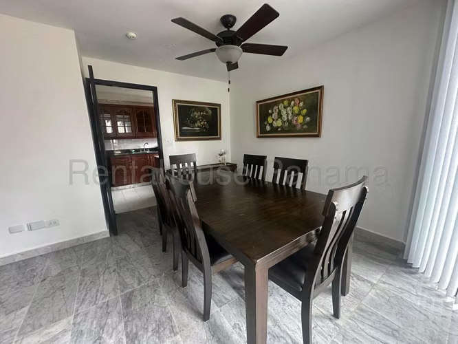Alquiler de Comodo y Centrico Apartamento en Bella Vista 26*8285Mfk