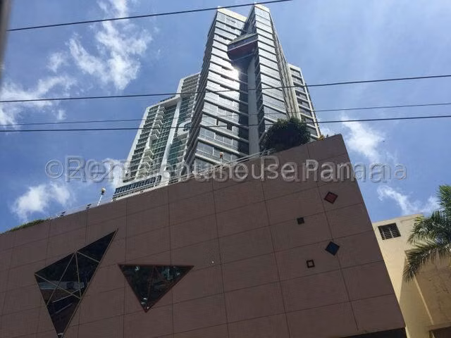 Alquiler de Comodo y Centrico Apartamento en Bella Vista 26*8285Mfk