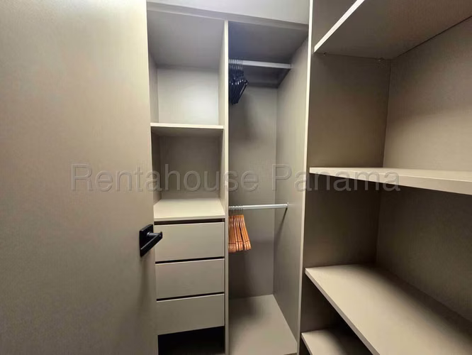 Apartamento en Alquiler en Coco del Mar  26*7360Mfk