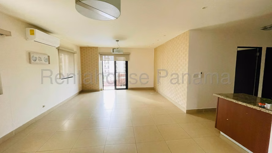 Alquiler de Apartamento exclusico en Albrook 26*8433Mfk