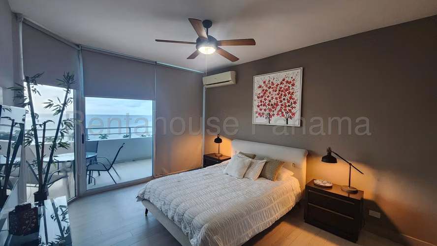 Apartamento Amoblado en Venta en Av Balboa 26*8689Mfk