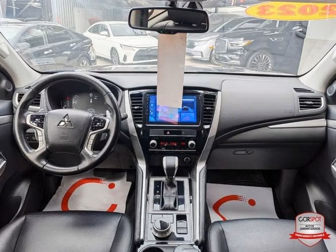 Mitsubishi Montero Sport 2023 Automática BT5939