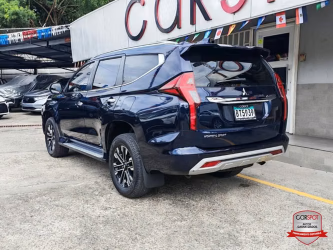 Mitsubishi Montero Sport 2023 Automática BT5939