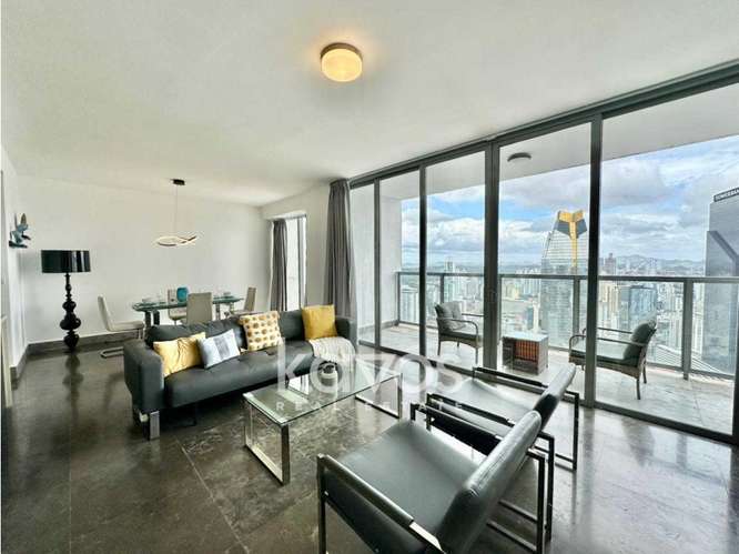 Venta de Apartamento en Yoo Panamá, Avenida Balboa - Amoblado