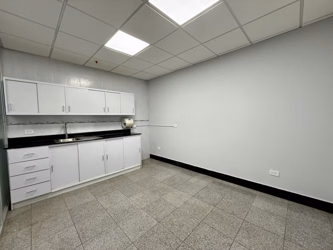 Venta de Oficina en Torre de las Americas