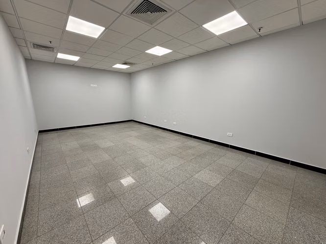 Venta de Oficina en Torre de las Americas