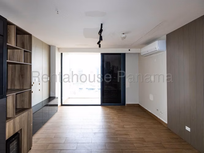 Se Alquila Apartamento en El Cangrejo VLU26-8613