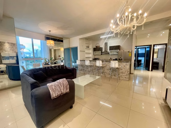 Se Alquila Apartamento en San Francisco VLU26-8641