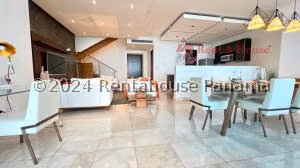Venta de Apartamento con 167m2 en Punta Pacifica PH Pacific Village 24-8493SR