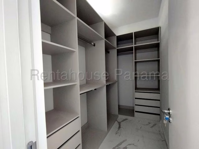 Vendo casa en Albrook LF26-4807 Solo Cliente Directo