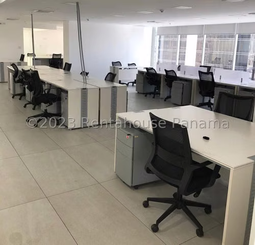 Alquilo apartamento en Obarrio LF23-8382 Solo Cliente Directo