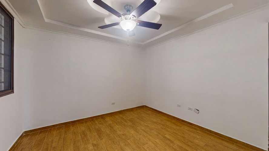 Venta de amplia y elegante casa en Loma Alegre – San Francisco