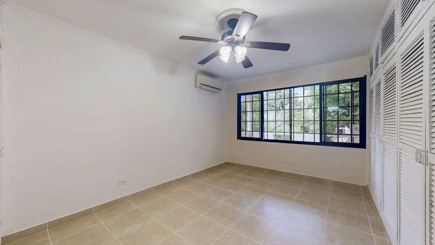 Venta de amplia y elegante casa en Loma Alegre – San Francisco