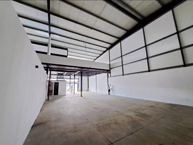 Ofibodega galera en Juan Diaz - Imagen 2