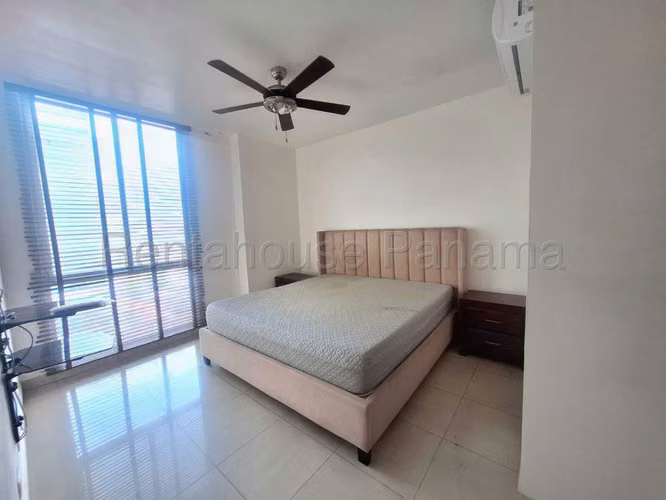 Se Vende Apartamento en San Francisco YDU