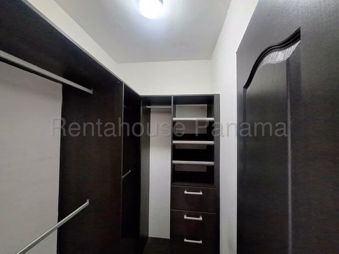 Se Vende Apartamento en San Francisco YDU