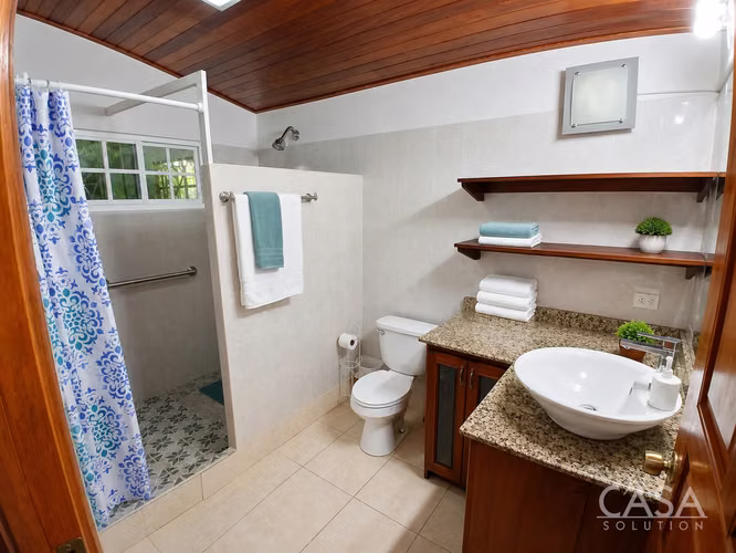 Propiedad con 4 Casas de Alquiler en Venta en Alto Boquete, Boquete - Imagen 16