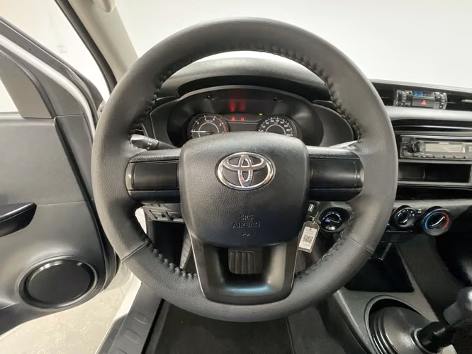 TOYOTA HILUX - 2025 - PHX - Automarket - Imagen 6