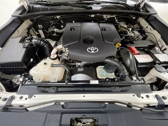 TOYOTA HILUX - 2025 - PHX - Automarket - Imagen 3