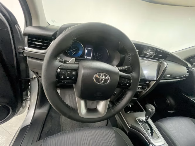 TOYOTA FORTUNER - 2025 - TFXX - Automarket - Imagen 6