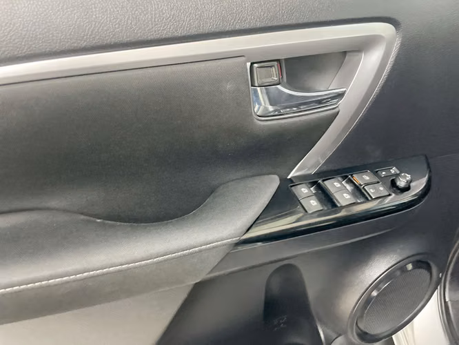TOYOTA FORTUNER - 2025 - TFXX - Automarket - Imagen 4