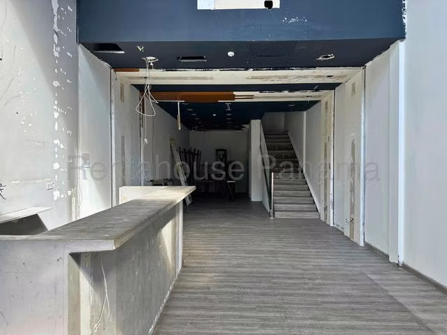 Alquilo local en Bella Vista LF26-8700 Solo Cliente Directo