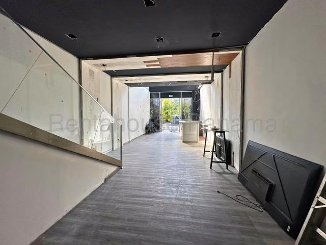 Alquilo local en Bella Vista LF26-8700 Solo Cliente Directo