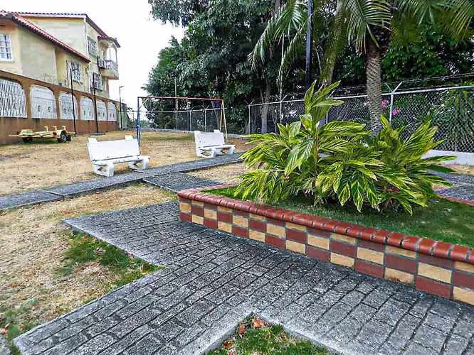 Casa en Venta en Brisas del Golf AFC 21-8186