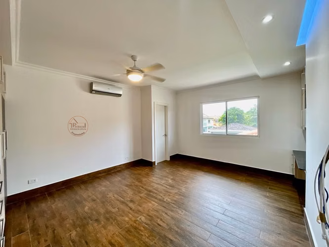 Venta Casa en Palmeras del Este - Costa del Este