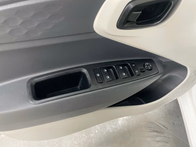 HYUNDAI GRAND I-10 - 2026 - HIX - Automarket - Imagen 4
