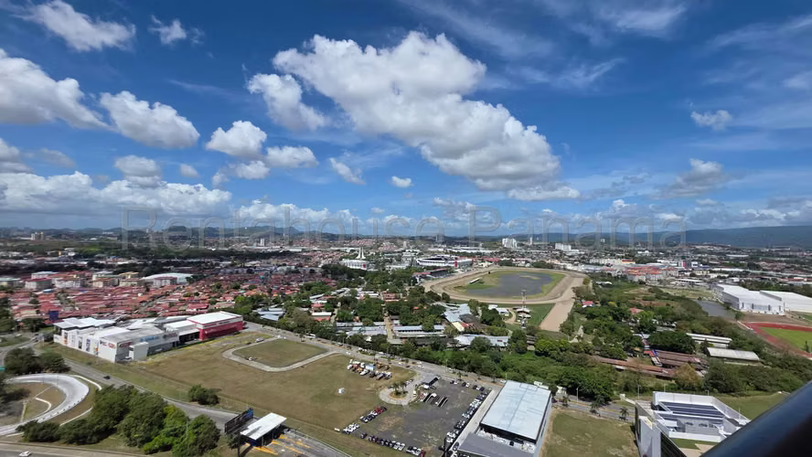 Alquiler de Apartamento en Santa Maria Ph Greenview CCO