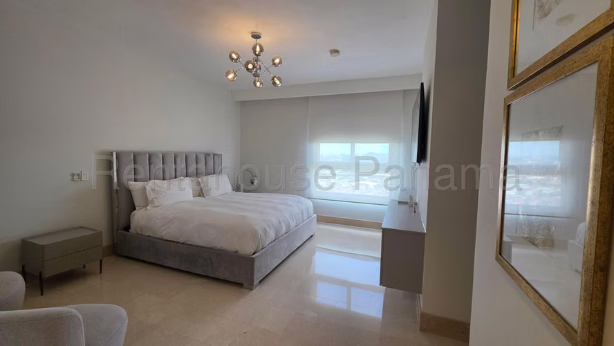 Alquiler de Apartamento en Santa Maria Ph Greenview CCO