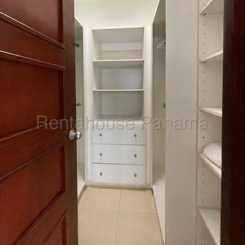 Alquiler de Apartamento en Avenida Balboa Ph PH Grandbay CCO